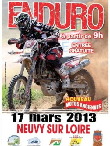 Les motos anciennes à l'enduro de Neuvy