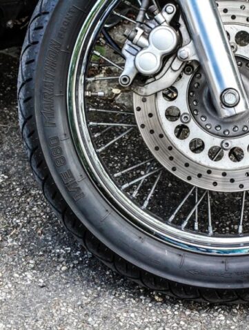 Pneu moto