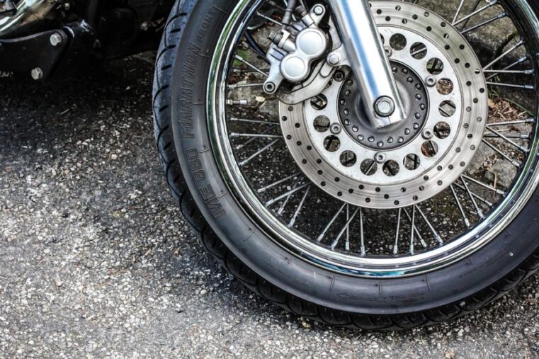 Pneu moto