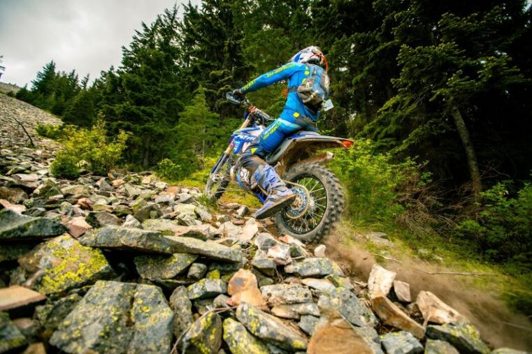 hard enduro